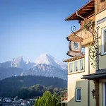 Alpinaros Hotel
