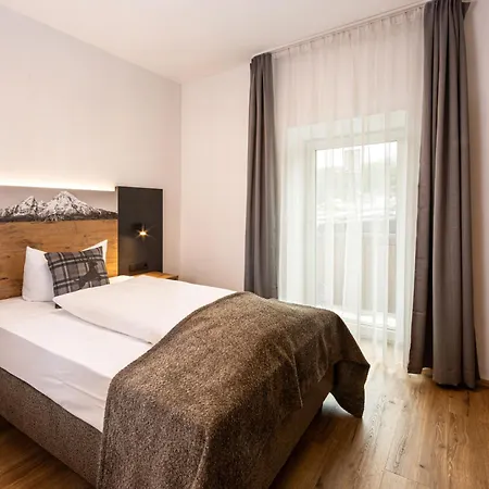 Hotel Alpinaros 3*