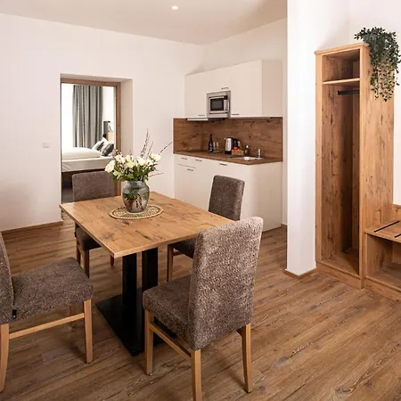 Hotel Alpinaros Hotel 3*